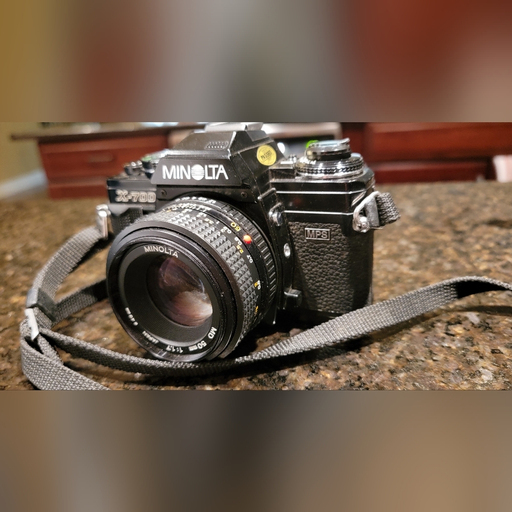 Minolta X-700 35mm SLR Film Camera